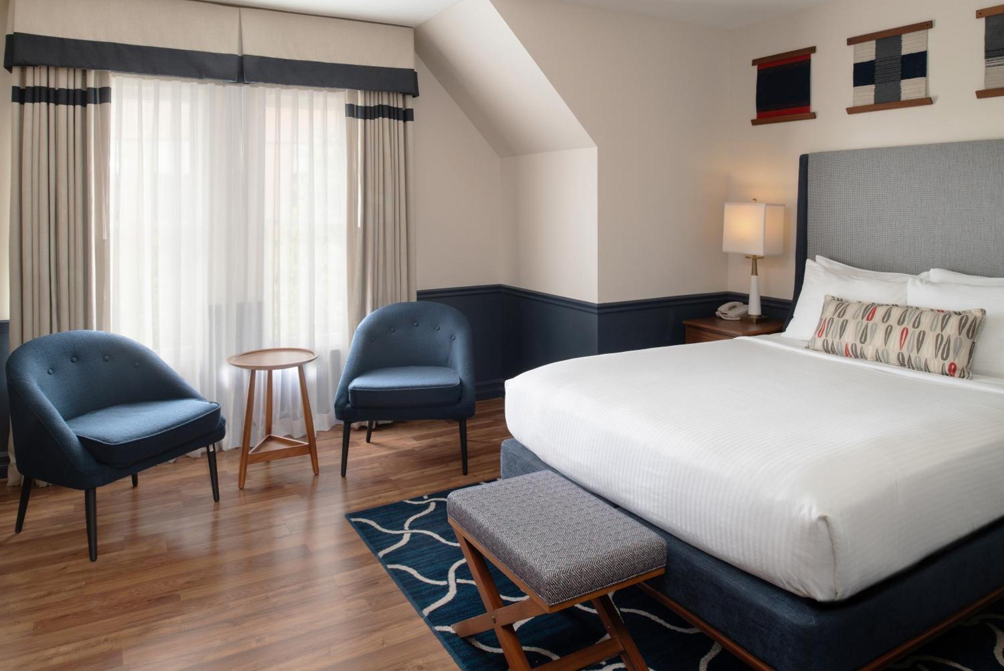 Hotel Harbor 4*